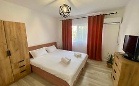 I Apartment
